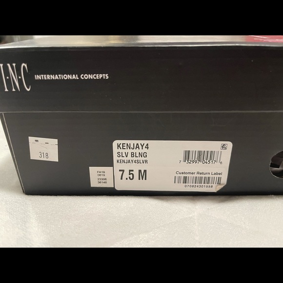 Silver, 7.5 INC heel, *Brand New* - Picture 5 of 5